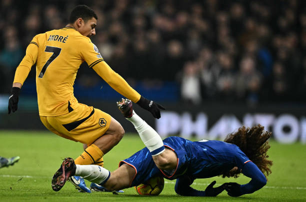 打出来了？32号秀菲利波夫斯基11中6&三分4中4砍20分11板5助2断.