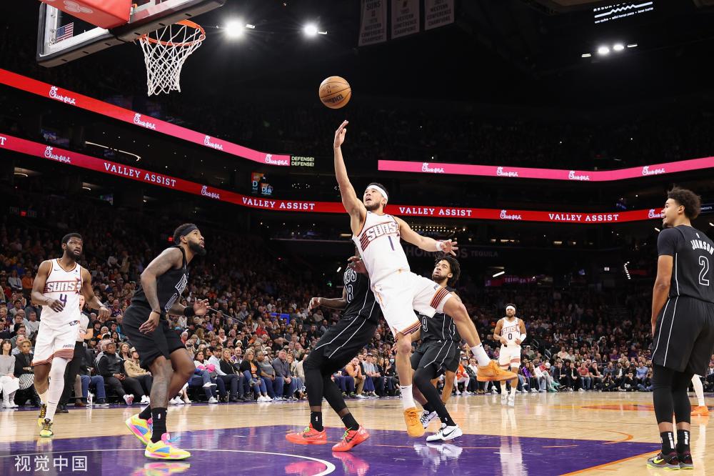 收手吧“资本家的丑孩子”，没演技就回家多练，不要出来祸害观众.