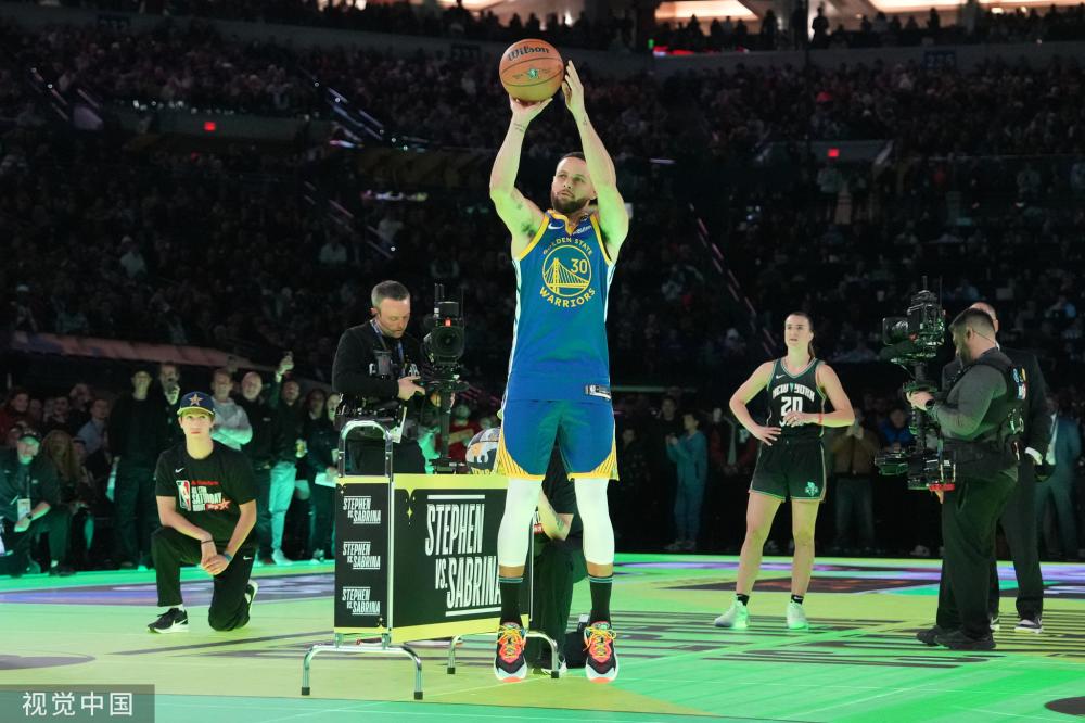 武磊逐渐赢 武磊逐渐赢